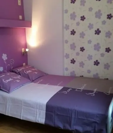 Centre-ville - Urbain Avec Jardin Apartment Bastogne