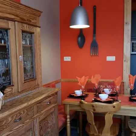Centre-ville - Urbain Avec Jardin Apartman Bastogne